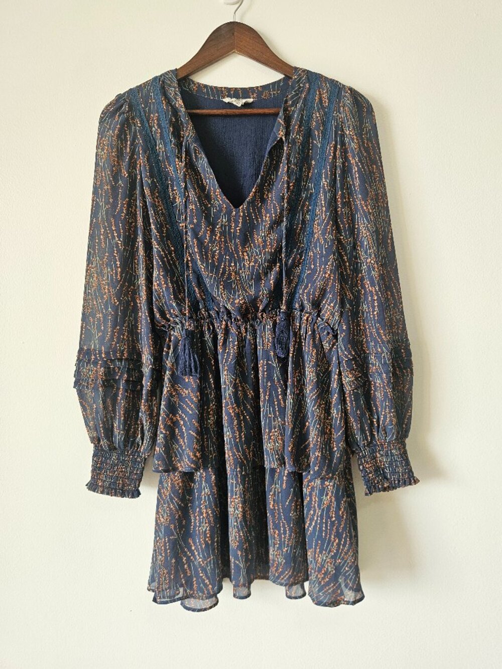 Allison New York Blue Floral Tiered Short Dress M Medium Long Sheer Sleeve Lined